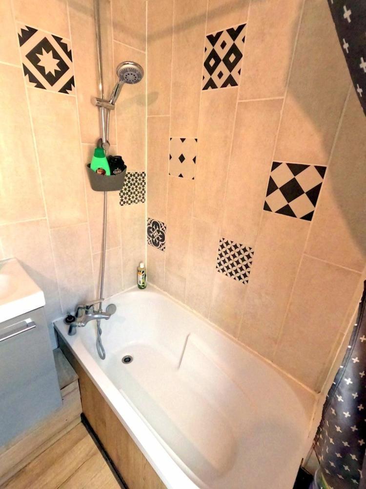 Appartements De Charme Dadou Mons Belgium 외부 사진